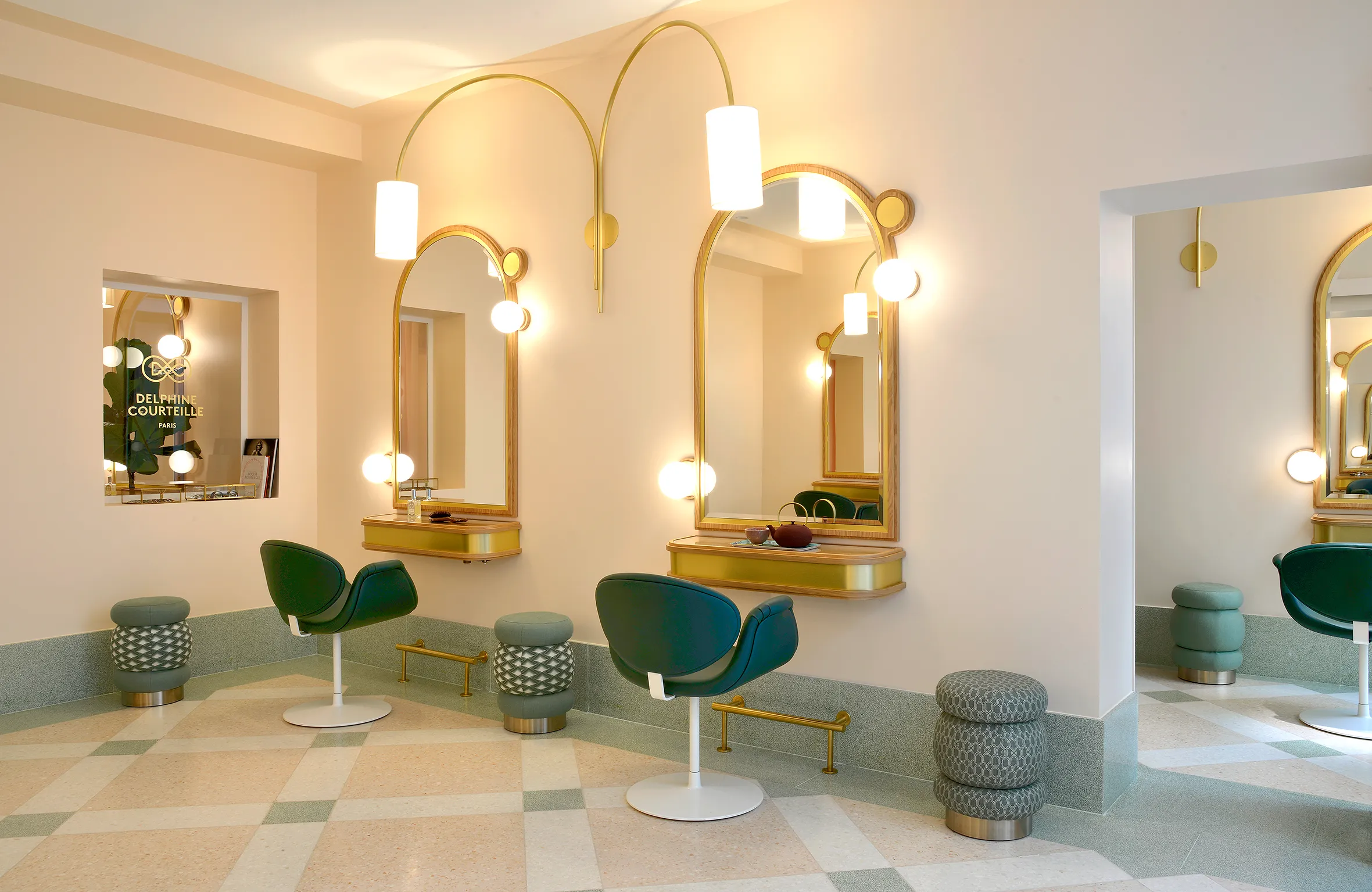 Prendre rendez-vous 5 hair spa delphine courteille paris 11